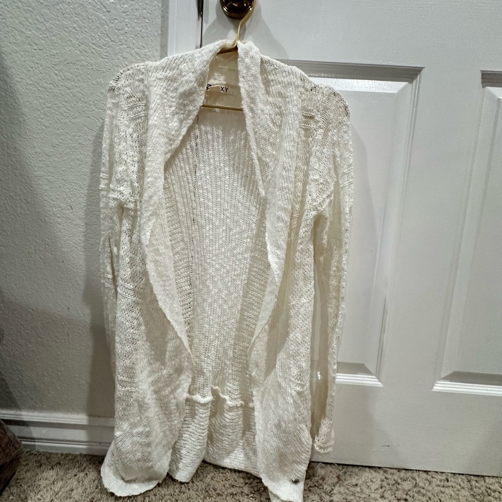 Roxy true Y2K knit cardigan. Grandma-core, coastal, beach, garden, cozy